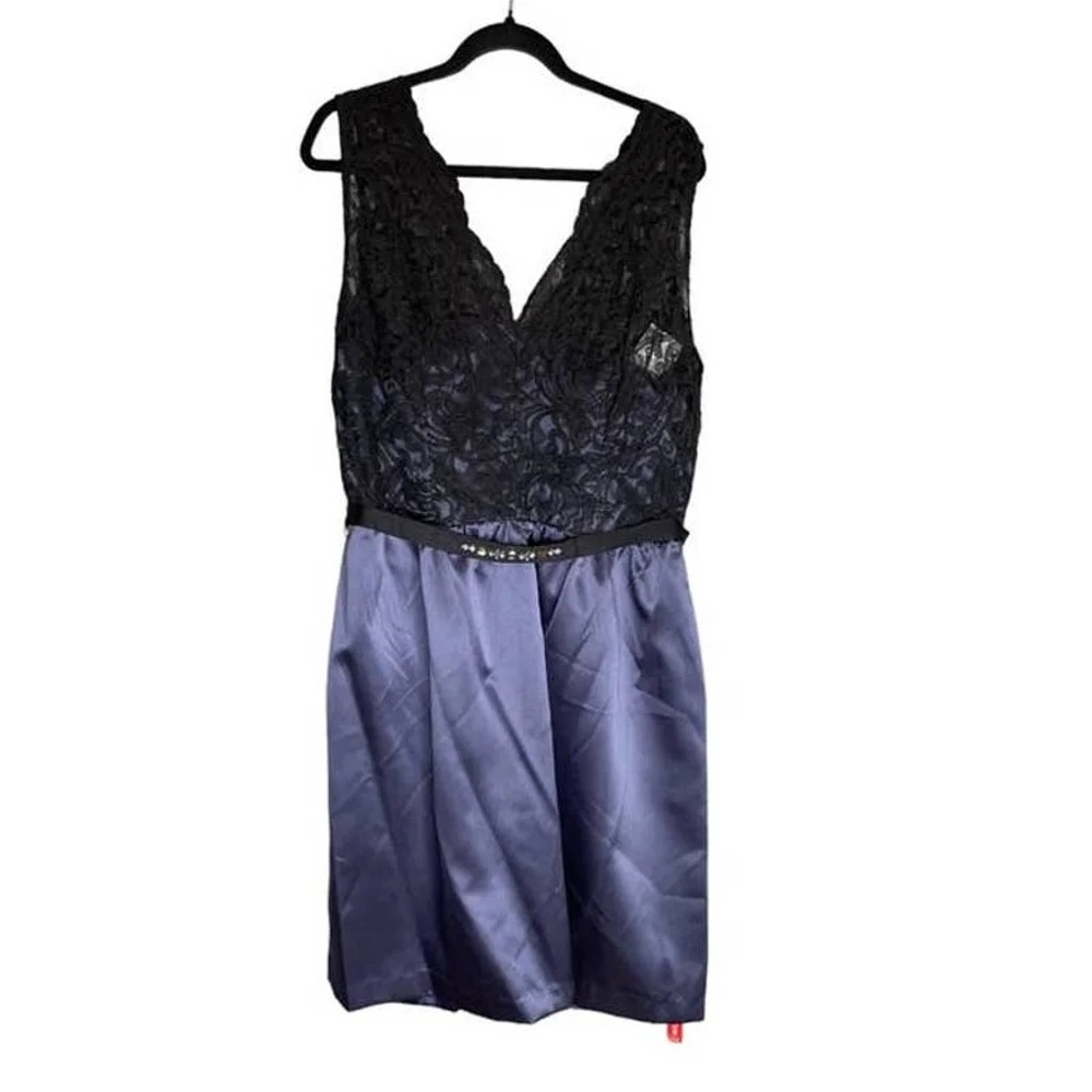 Cocktail Length Classic Lace Dress